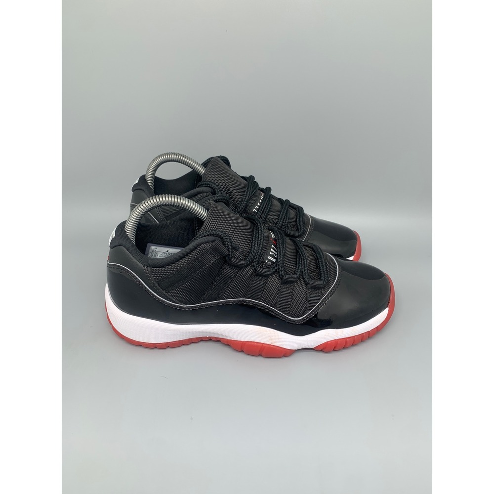 Jordan 11 Retro Low Bred Basketball Shoes FV5121-006 Men's Sz 5Y